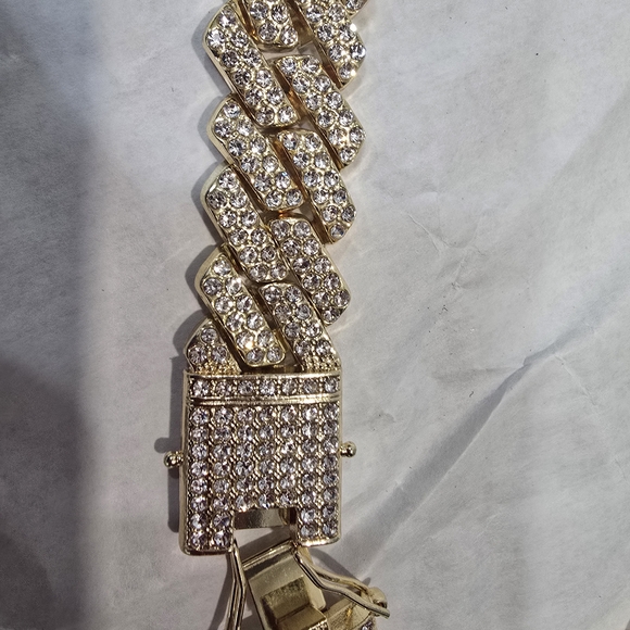 NWOT! 18in 20mm Necklace Gold Over Copper VVS CZ Cuban Link Chain - Picture 4 of 8